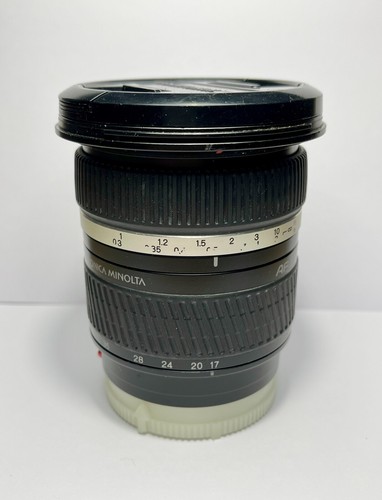 Objectif grand angle konica - angle,